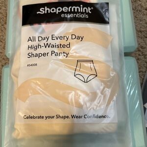 Shapermint Essentials NWT high waisted shaper panty #54008